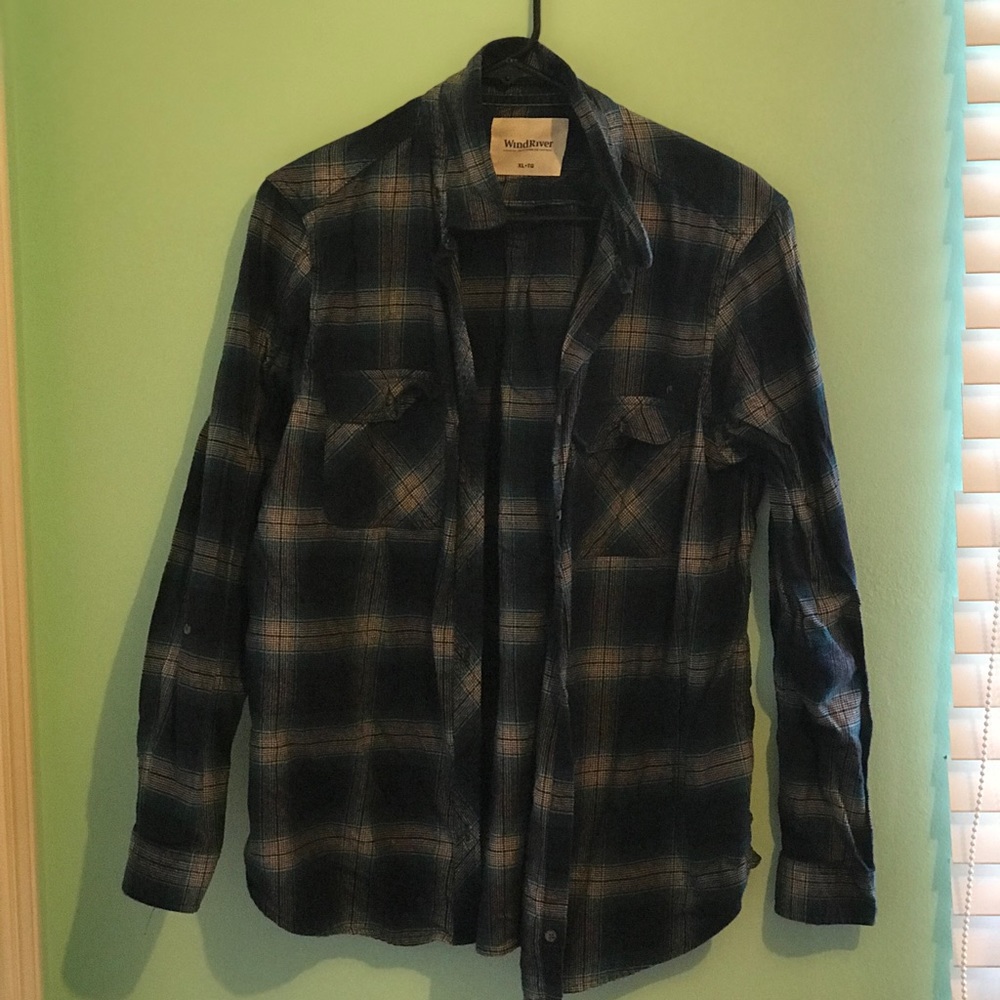 Wind River plaid button up! 💜